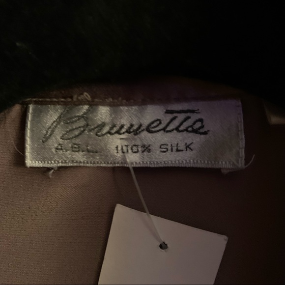 Brunetta 100% silk button down blouse in champagne-small - Picture 2 of 9